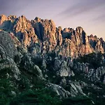 Vue Mer, Riviere Et Montagnes *